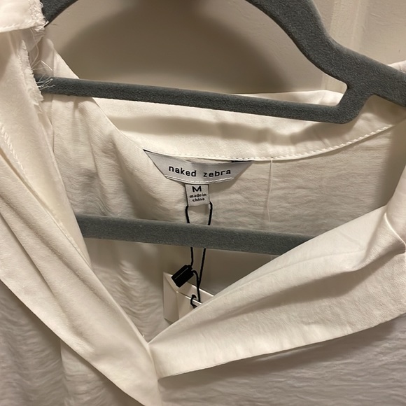 NWT Naked Zebra Medium White Long sleeved top. - Picture 2 of 4